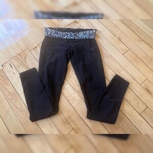 Ivivva girls athletic fold over waist band leggings